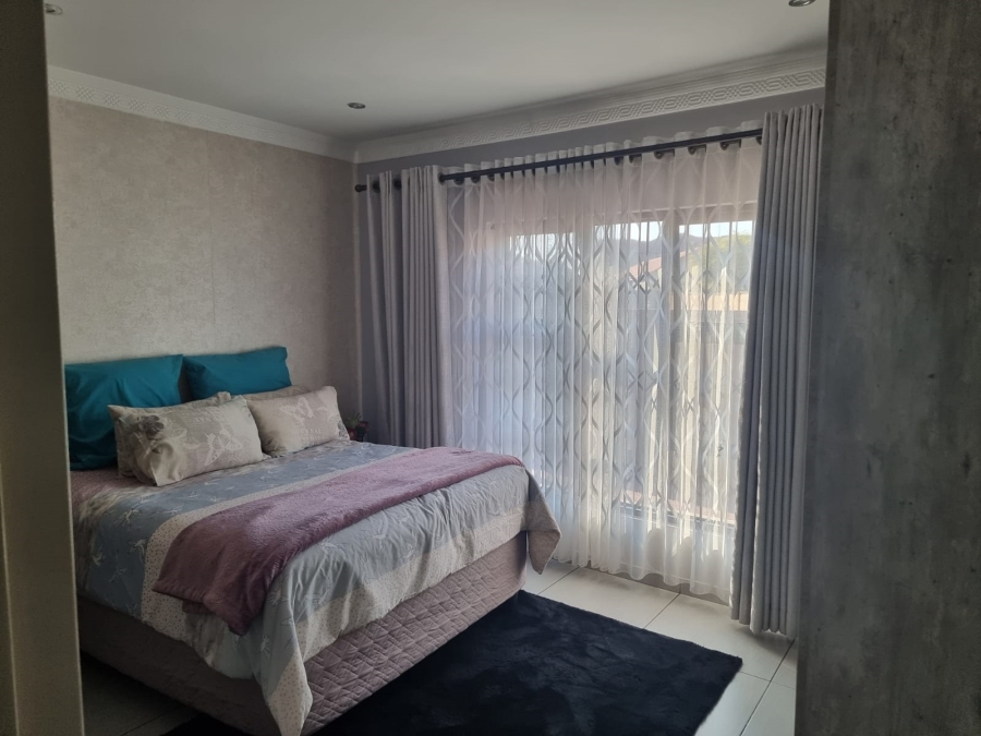 4 Bedroom Property for Sale in Rustenburg Central North West